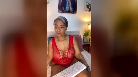 Skarlleth online show from March 28, 2026, 2:49 pm