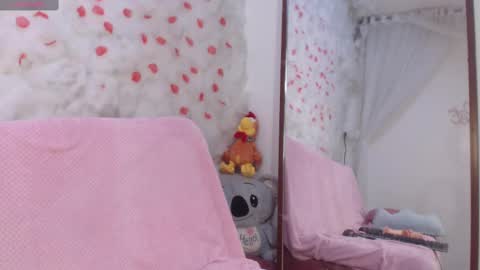 Snapshot of skarletjhonson_ chatting on March 4, 2025, 9:29 am Skarlet  online show from March 4, 2025, 9:29 am