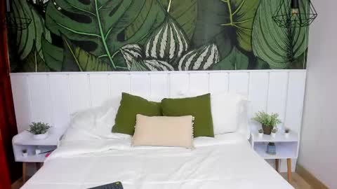 skarletkiss_ online show from April 27, 2026, 7:12 pm