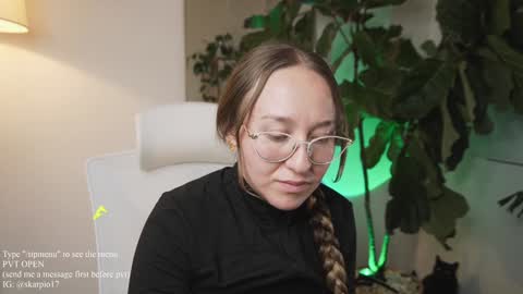 Im Scarlett  ONLINE  5pm-10pm NYC time  online show from December 3, 2024, 2:36 am