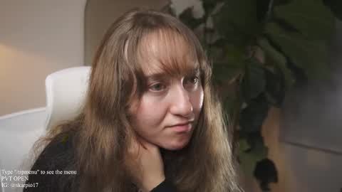 Im Scarlett  ONLINE  5pm-10pm NYC time  online show from March 9, 2025, 1:46 am