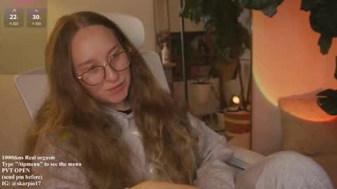 Im Scarlett  ONLINE  5pm-10pm NYC time  online show from November 14, 2025, 1:04 am