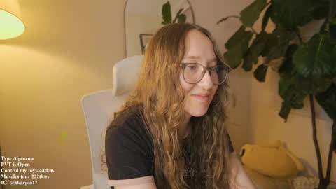 Snapshot of skarpio17 chatting on May 15, 2026, 10:50 pm Im Scarlett ONLINE 5pm-10pm NYC time online show from May 15, 2026, 10:50 pm