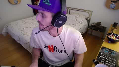 skatejocke online show from November 19, 2025, 9:09 am