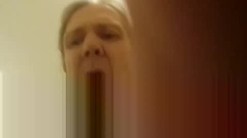 skimmer70z online show from December 24, 2024, 7:44 pm