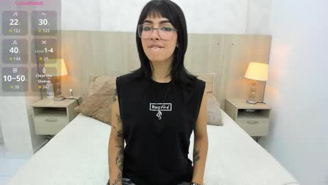 Snapshot of skinny_emily chatting on September 20, 2025, 7:48 pm Emily Rojas online show from September 20, 2025, 7:48 pm