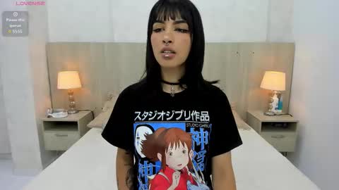 Snapshot of skinny_emily chatting on October 15, 2025, 7:47 pm Emily Rojas online show from October 15, 2025, 7:47 pm
