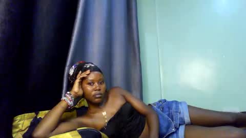 skinny_jass online show from April 7, 2026, 11:59 pm