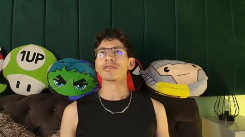 skinny jean  online show from February 24, 2026, 7:45 pm