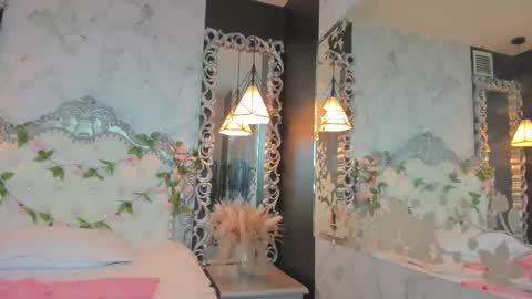 Snapshot of skinny_linda chatting on February 15, 2025, 4:23 pm   online show from February 15, 2025, 4:23 pm