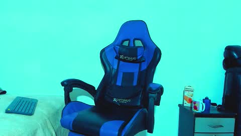 skinny marked online show from October 31, 2025, 4:19 pm