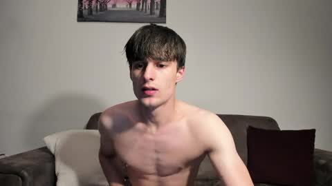 Snapshot of skinnyguywithbigd chatting on May 5, 2026, 12:29 am skinnyguywithbigd online show from May 5, 2026, 12:29 am