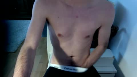 Snapshot of skinnyjohn3107 chatting on December 21, 2024, 8:50 am skinnyjohn3107 online show from December 21, 2024, 8:50 am