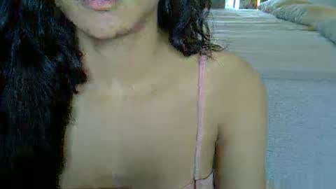 skinnykittencam online show from November 14, 2025, 11:31 am