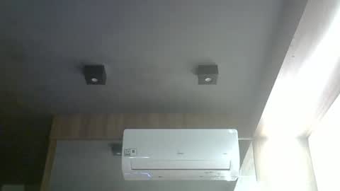 skinnykittencam online show from April 16, 2026, 3:57 pm