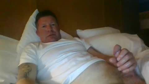 skinnymeat858205 online show from March 18, 2026, 5:10 am