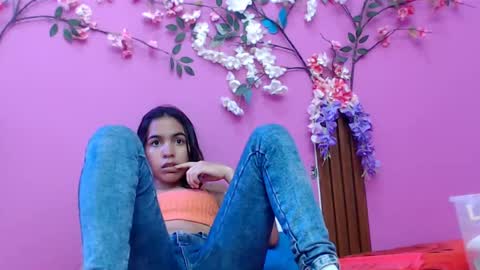 sofia online show from September 10, 2025, 1:11 pm