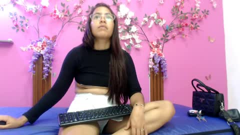 sofia online show from April 5, 2026, 3:15 am