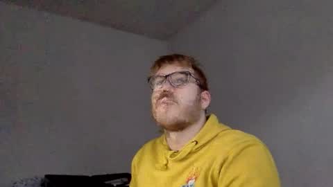 Snapshot of sklave_s chatting on December 5, 2024, 8:11 am sklave_s online show from December 5, 2024, 8:11 am