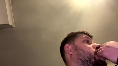 skuzzy25 online show from March 12, 2025, 10:39 pm