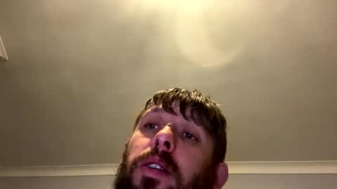 skuzzy25 online show from October 19, 2025, 2:01 am