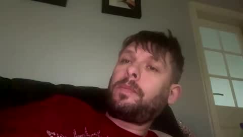 skuzzy25 online show from November 20, 2025, 8:14 am