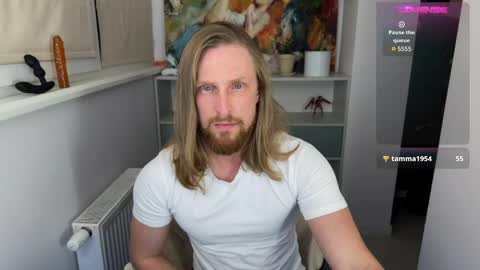 sky_guy25 online show from May 16, 2026, 7:56 pm