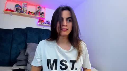 Snapshot of sky_liink chatting on January 19, 2025, 10:17 pm Santiago online show from January 19, 2025, 10:17 pm