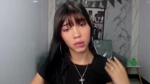 sky_sweet_a online show from December 20, 2025, 4:14 pm