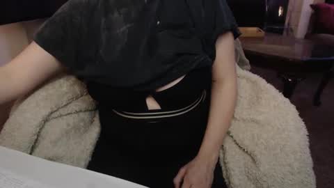 SKYLE   online show from October 24, 2025, 6:54 am