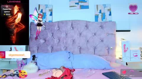 skye moore online show from October 6, 2025, 12:02 pm