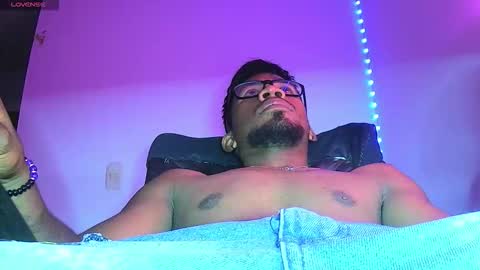 skyfall9875 online show from December 23, 2025, 2:42 am