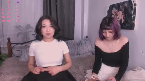 Snapshot of skyglow_ chatting on October 27, 2025, 5:28 pm skyglow_ online show from October 27, 2025, 5:28 pm