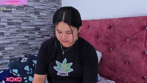 Snapshot of skyhotgirl chatting on February 6, 2025, 12:54 am Sky online show from February 6, 2025, 12:54 am