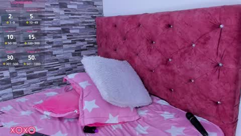 Snapshot of skyhotgirl chatting on March 5, 2025, 9:48 pm Sky online show from March 5, 2025, 9:48 pm