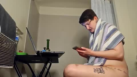 Skyisacutie online show from December 1, 2025, 9:25 am