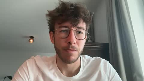 skyisthelimit1995 online show from February 8, 2026, 10:40 am