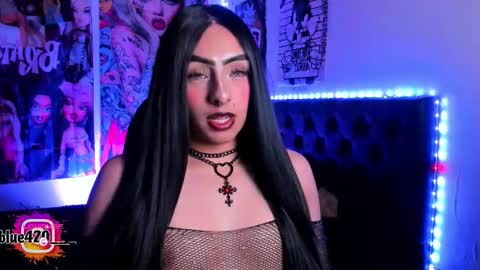 Snapshot of skyler__blue4 chatting on March 3, 2026, 1:23 am blue online show from March 3, 2026, 1:23 am