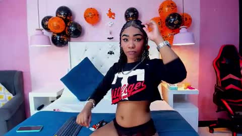 skylerbloom online show from October 22, 2025, 3:07 am