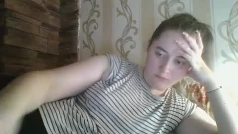 Snapshot of skyressie333 chatting on December 3, 2025, 8:51 pm skyressie333 online show from December 3, 2025, 8:51 pm