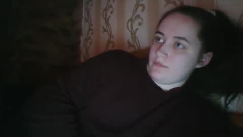 Snapshot of skyressie333 chatting on March 15, 2026, 8:37 pm skyressie333 online show from March 15, 2026, 8:37 pm