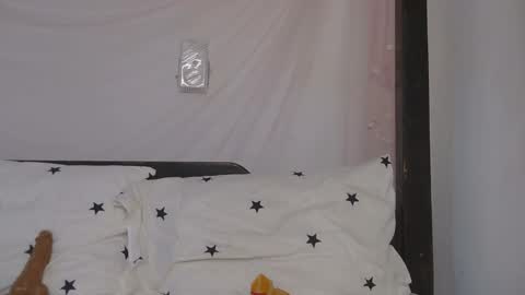 Bella online show from February 20, 2025, 3:12 am