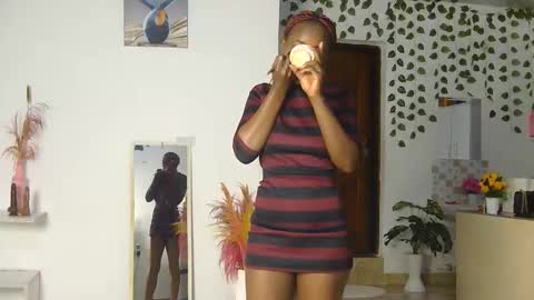 Bella online show from June 10, 2026, 12:55 am