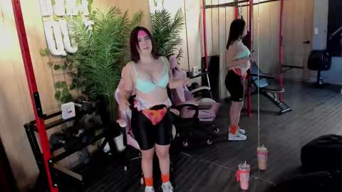 abby online show from October 31, 2025, 12:50 pm