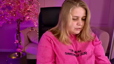 Slada Deew online show from September 29, 2025, 5:12 am