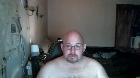 slavejim online show from February 17, 2025, 5:04 am