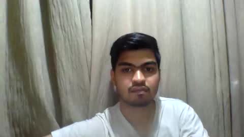 Add me on hangout sjcool1998 online show from November 26, 2025, 4:52 pm