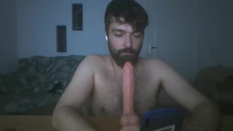 Snapshot of slavic_sword chatting on June 5, 2026, 10:37 pm slavic_sword online show from June 5, 2026, 10:37 pm