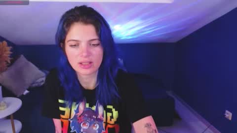 Snapshot of slayq777 chatting on October 15, 2025, 9:04 pm Emilia online show from October 15, 2025, 9:04 pm