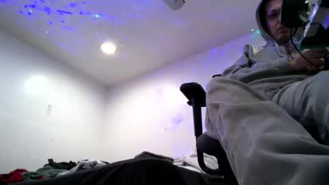 Sleazyycarlitx online show from November 6, 2025, 4:13 am